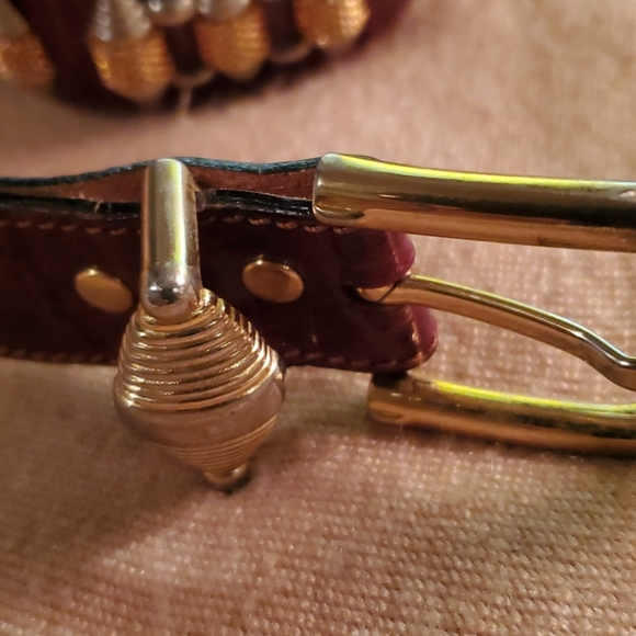 Belt - Picture 2 of 3